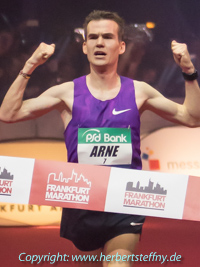 Arne Gabius läuft deutschen Marathonrekord